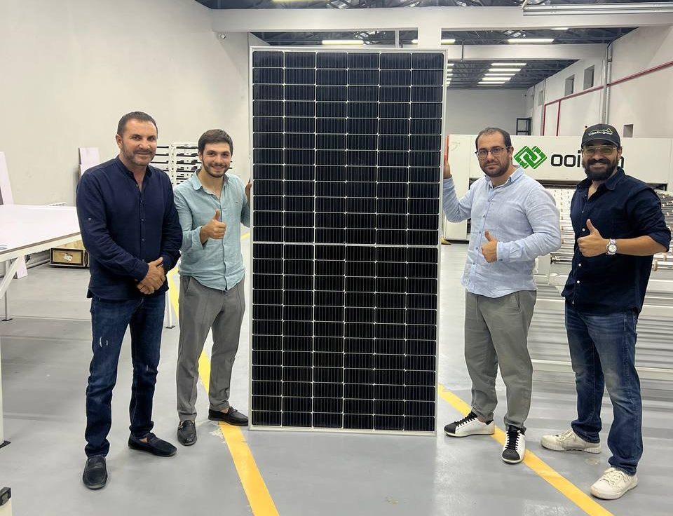 GREAT START BILD изготовили первую солнечную панель A.R.T.Solar Ташкент, Узбекистан